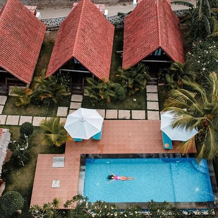 Gayatri Bungalows Batununggul Eksteriør billede